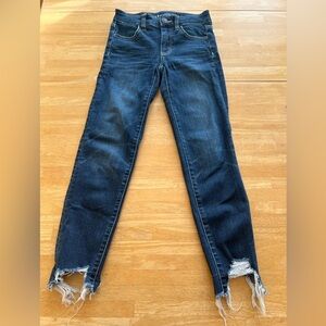 American Eagle Outfitters Dark Blue Distressed HI-Rise Jegging Crop -Size 00 Reg